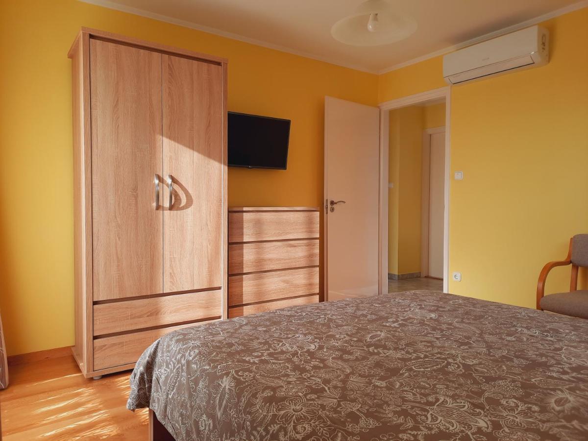 Apartmanház King Heviz Exterior foto