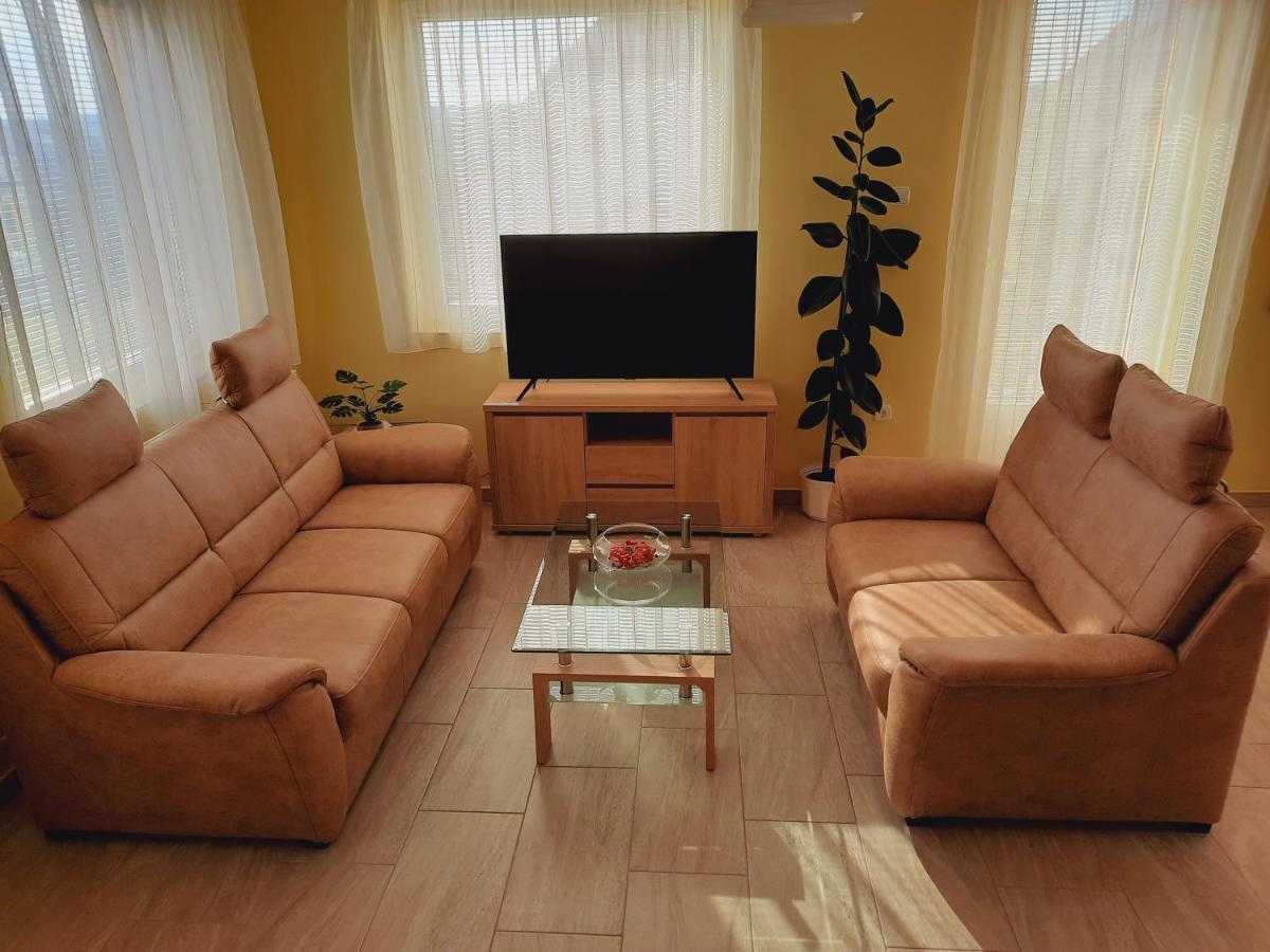 Apartmanház King Heviz Exterior foto