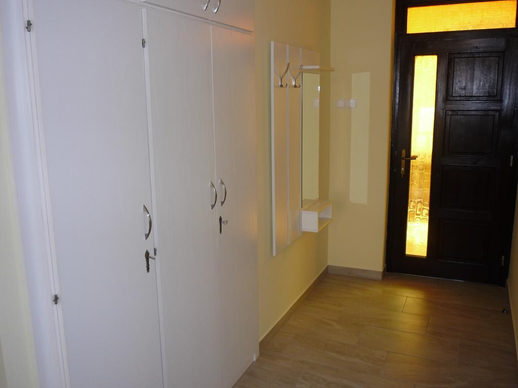 Apartmanház King Heviz Exterior foto